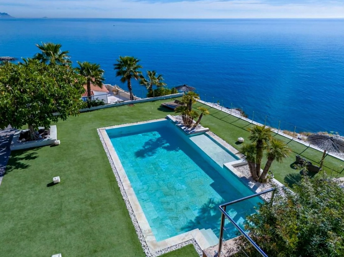 Chalet avec accès direct à la plage à El Campello