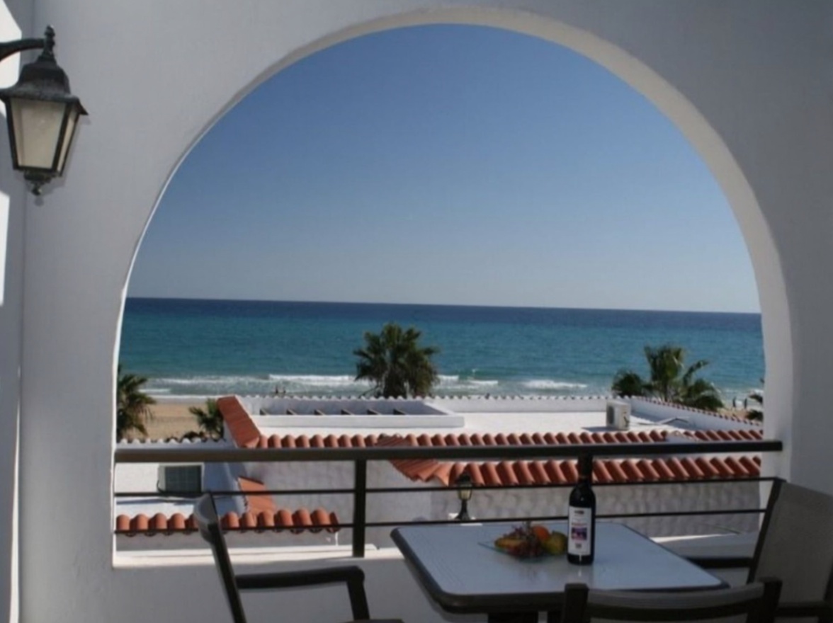 Chalet with direct beach access in Pájara — Sea terrace