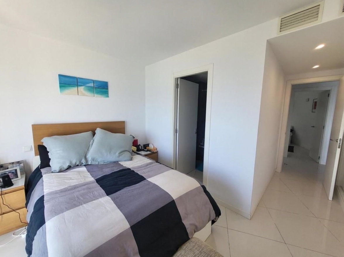 Beachfront flat in Eivissa — Bedroom