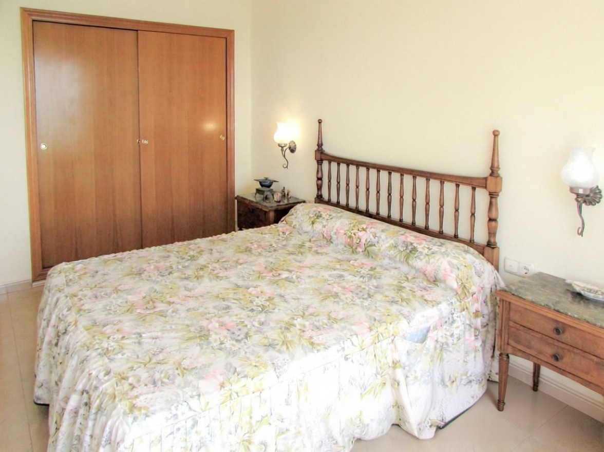 Seafront attic in Santa Pola — Bedroom