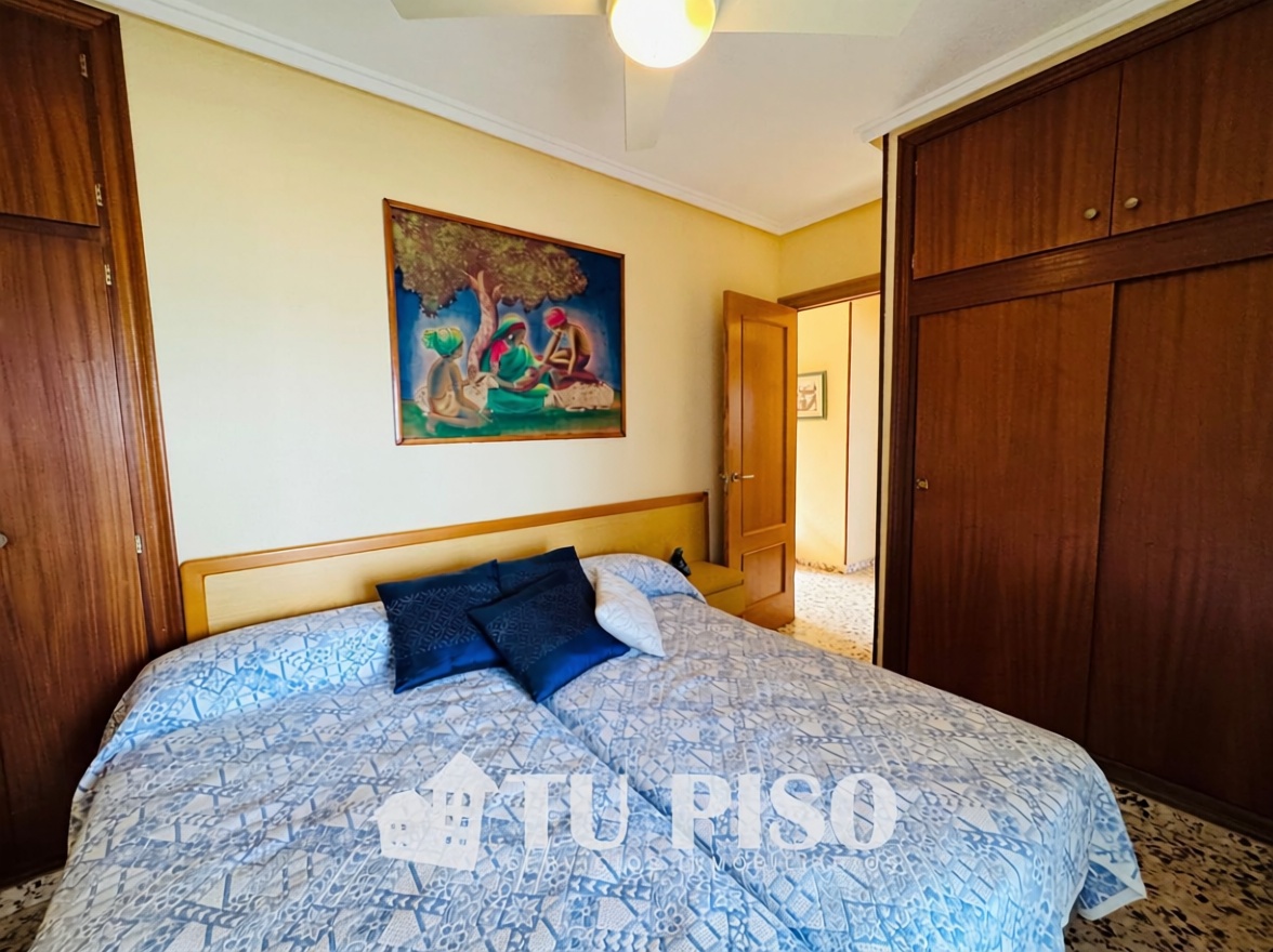 Beachfront flat in Guardamar del Segura — Bathroom