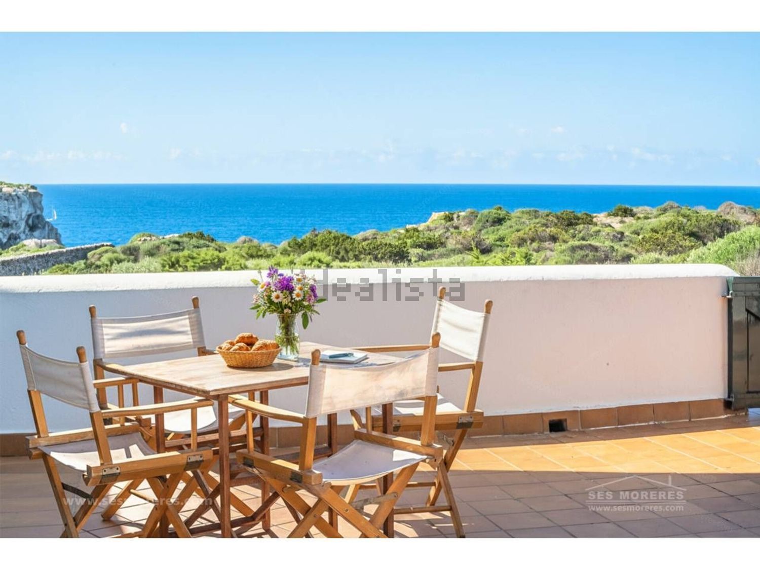 Chalet with direct beach access in Maó/Mahón