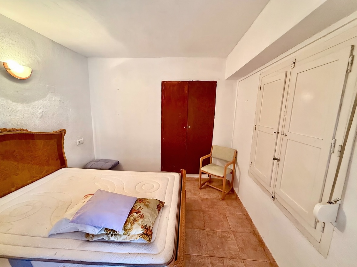 Piso en primera línea de playa en El Campello — Dormitorio