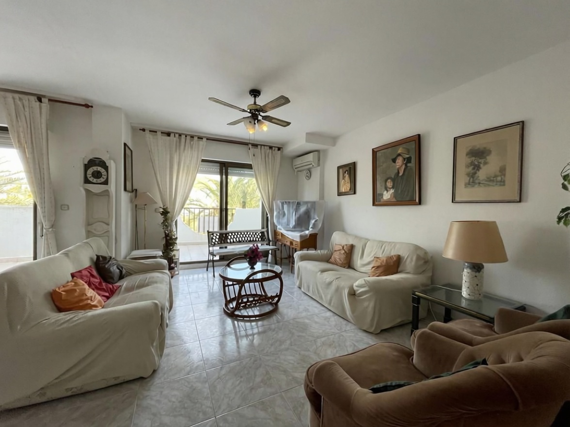 Duplex en première ligne de plage à La Manga del Mar Menor — Séjour