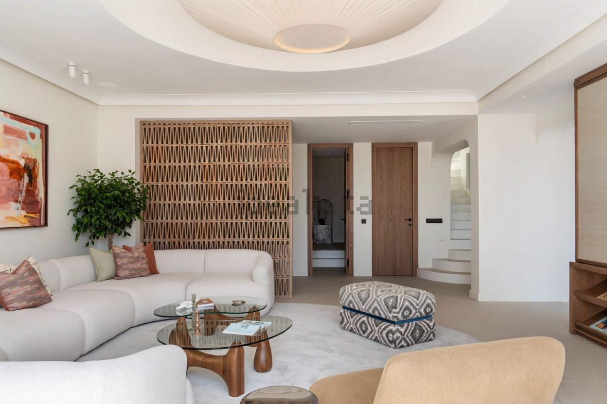 Chalet with direct beach access in Marbella