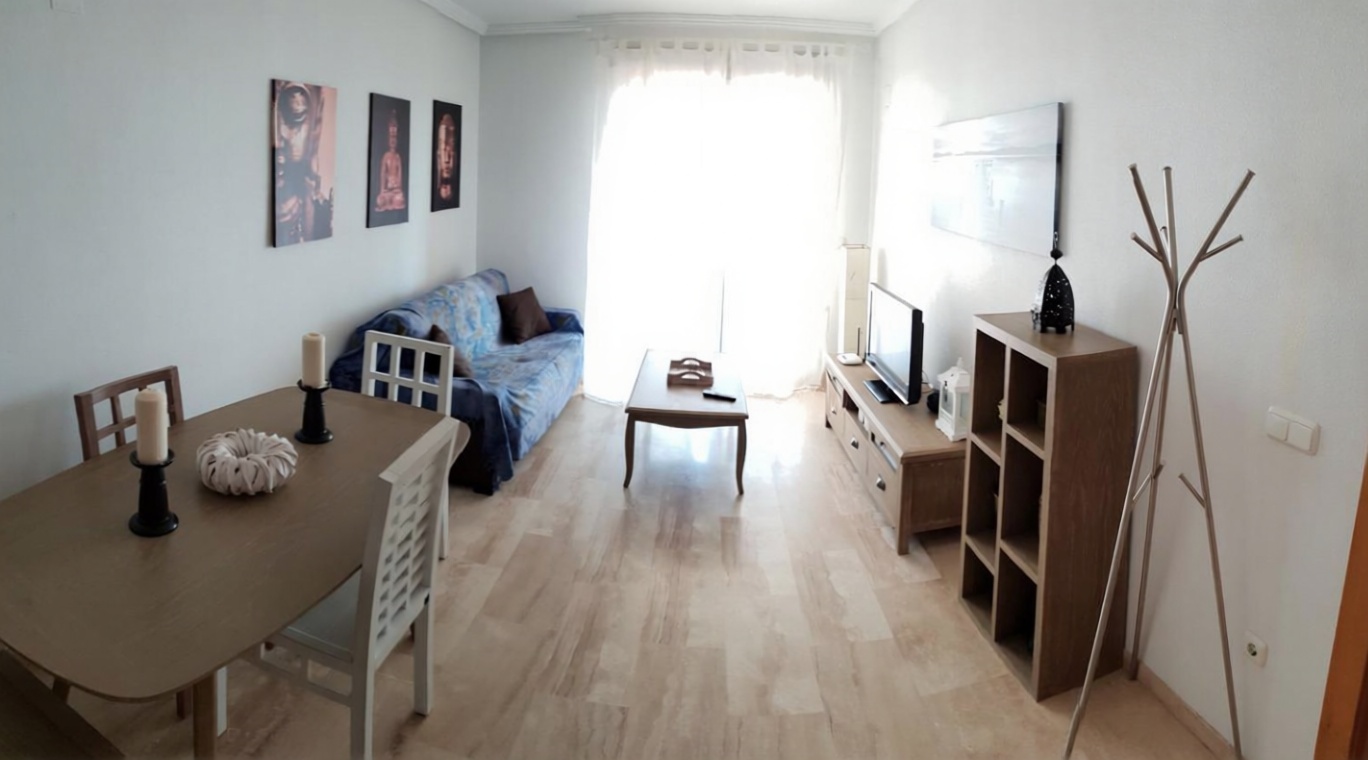 Apartamento em primeira linha de praia em Alicante — Sala