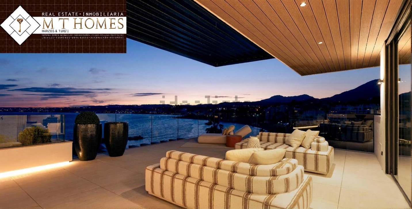 Beachfront flat in Estepona