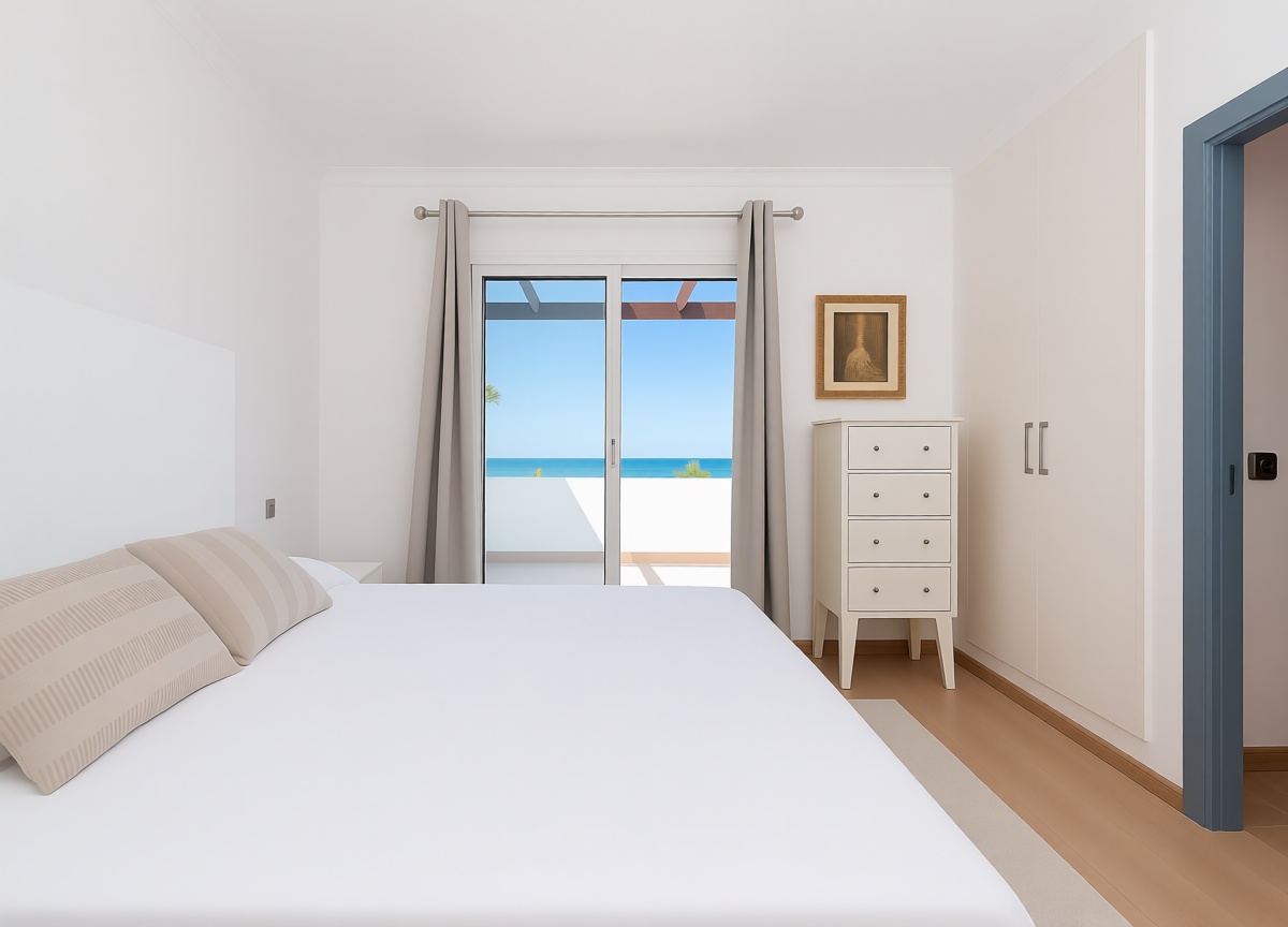 Chalet con acceso directo a playa en Marbella — Dormitorio