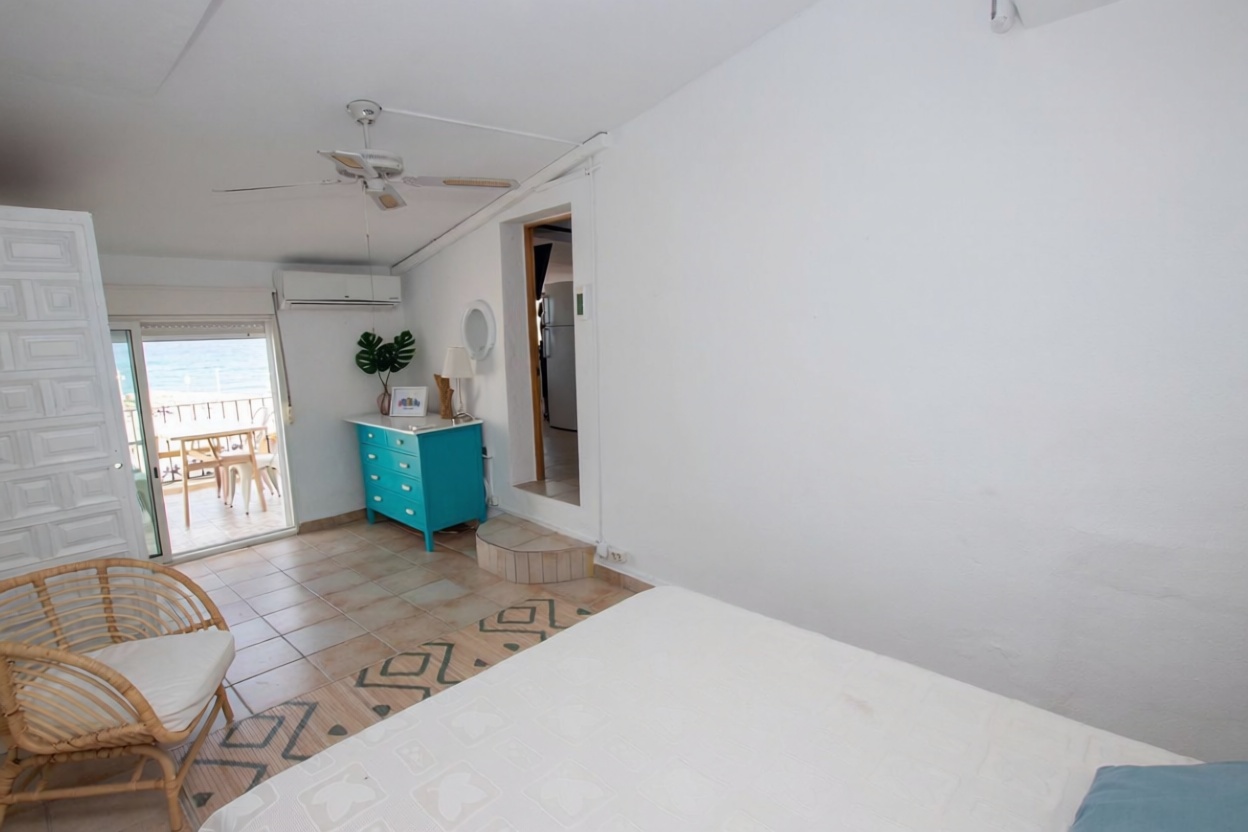 Ático en primera línea de mar en Villajoyosa — Quarto