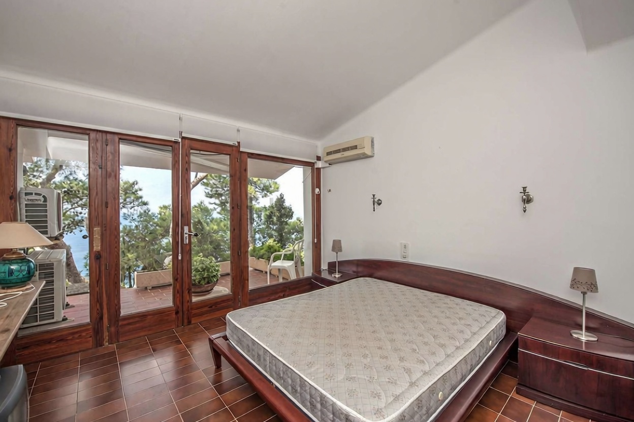 Chalet con acceso directo a playa en Llucmajor — Dormitorio