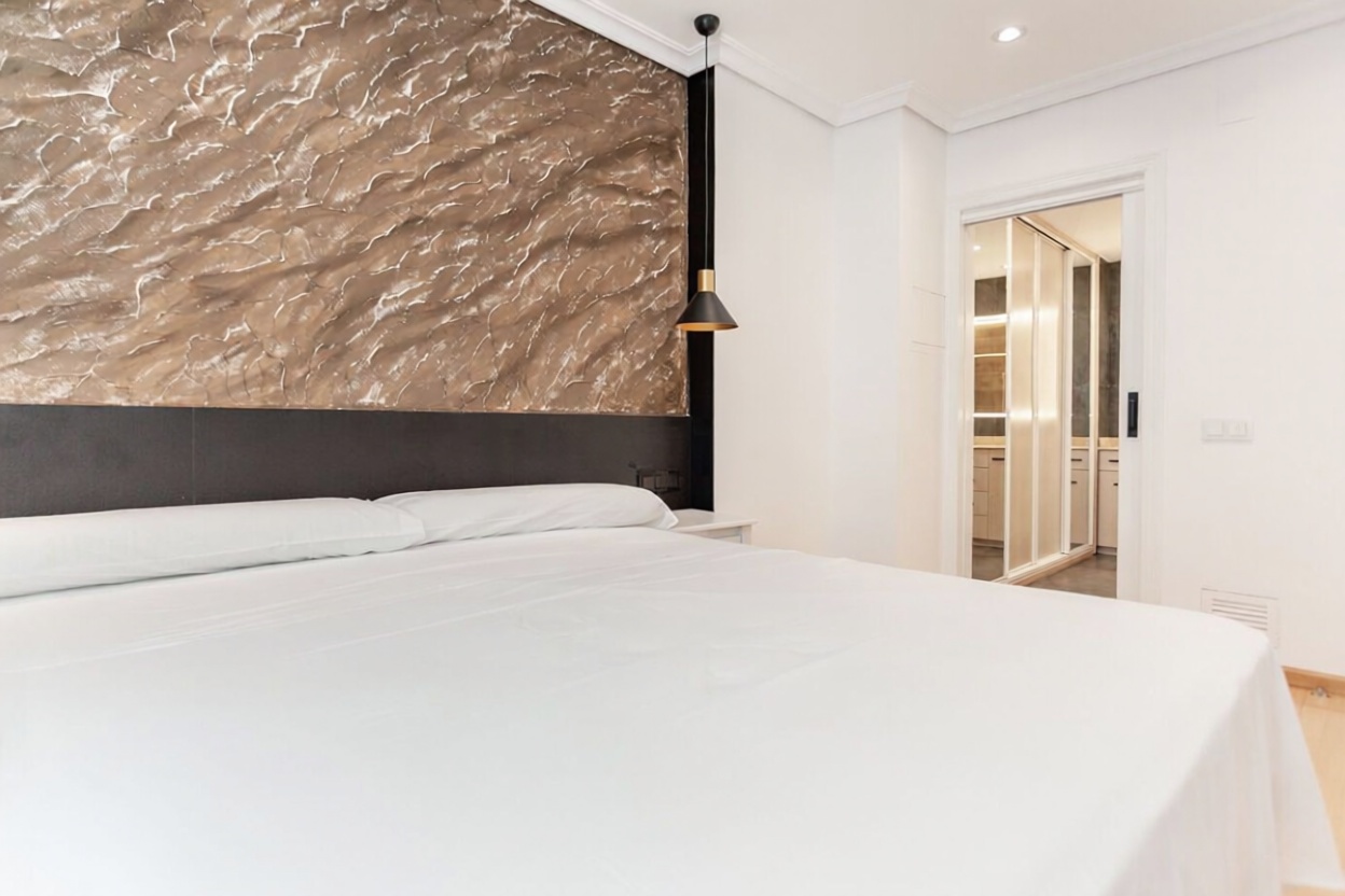 Flat in Primera Línea de Playa in Benidorm — Bedroom