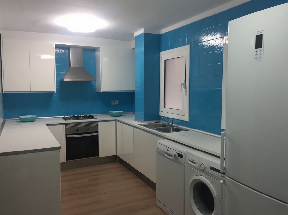 Beachfront flat in Lloret de Mar — Kitchen