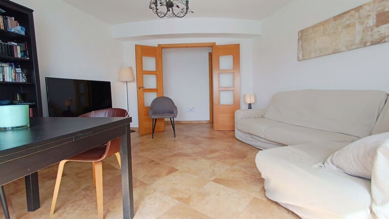 Appartement en première ligne de plage à Torrevieja — Cuisine