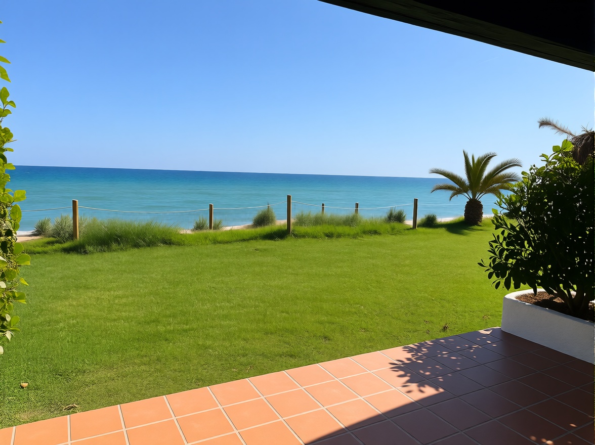 Chalet en venta con acceso directo a la playa en El Vendrell