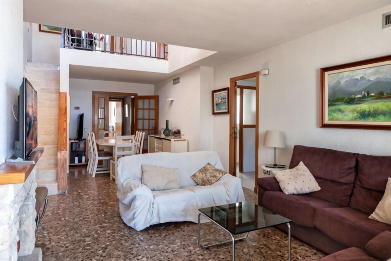 Attic for sale seafront in L'Escala — Kitchen