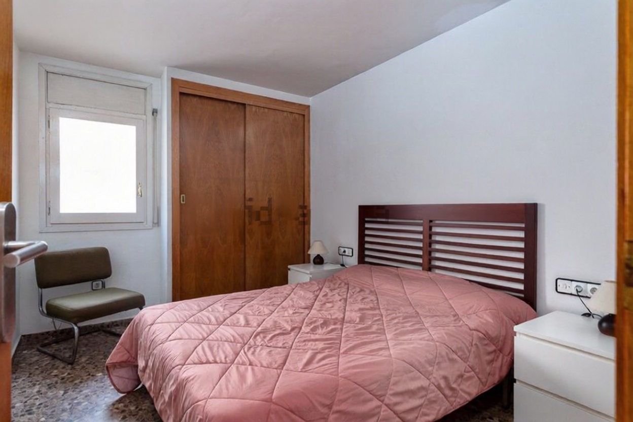 Attic for sale seafront in L'Escala — Bathroom