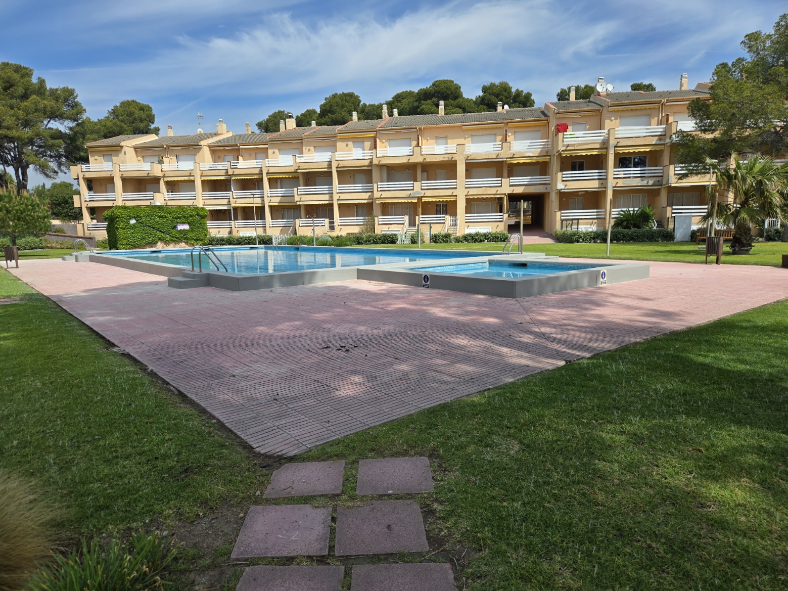 Apartment for sale frontline beach in Mont-roig del Camp Miami Playa