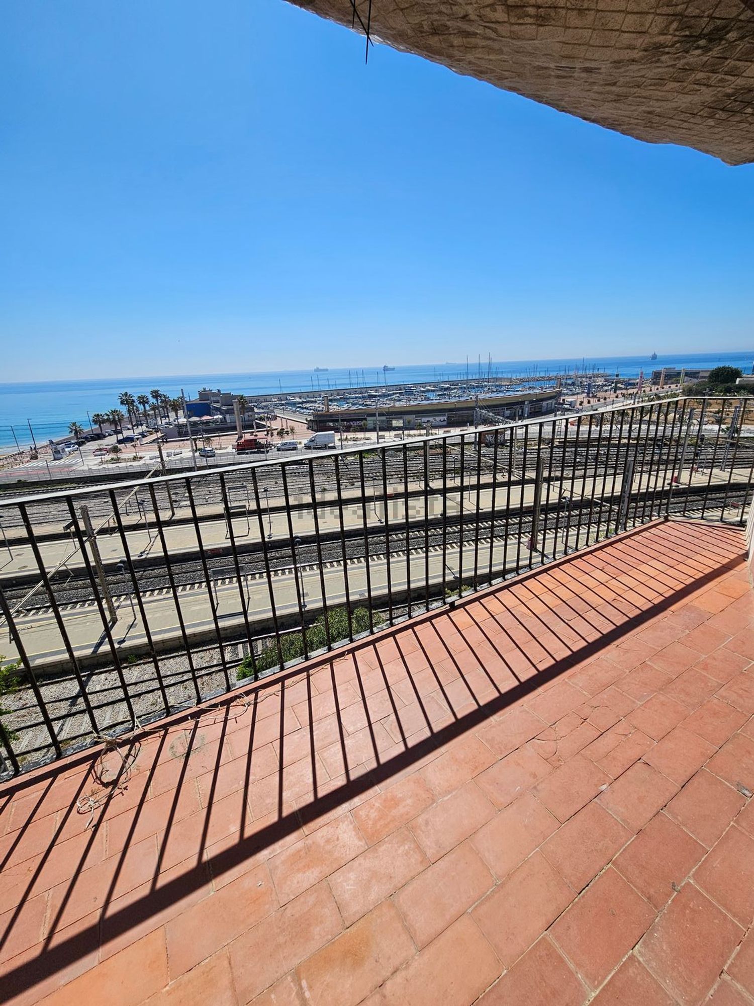 Квартира на продажу на первой линии пляжа в Tarragona — Ванная