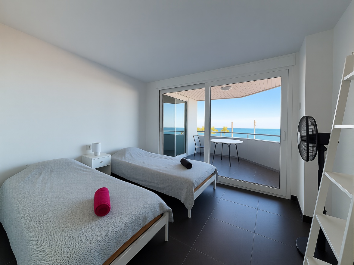 Wohnung zum Verkauf in direkter Strandlage in Lloret de Mar — Schlafzimmer