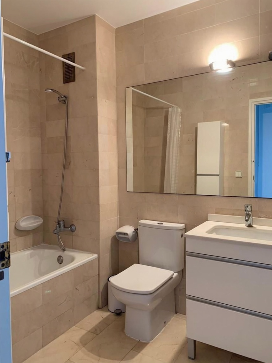 Appartement à vendre pieds dans l'eau à Begur — Sanitaires