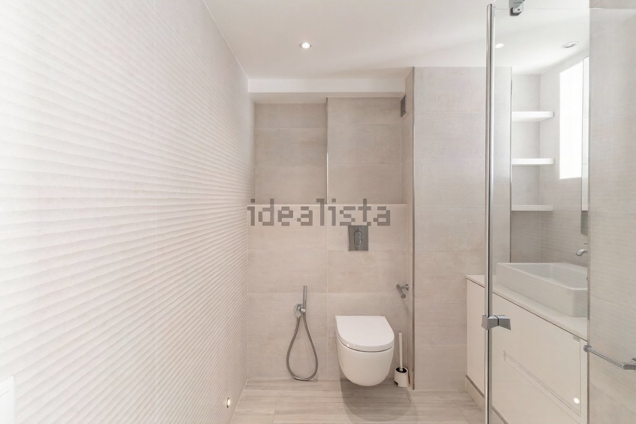 Wohnung zum Verkauf in direkter Strandlage in Sant Andreu de Llavaneres — Schlafzimmer