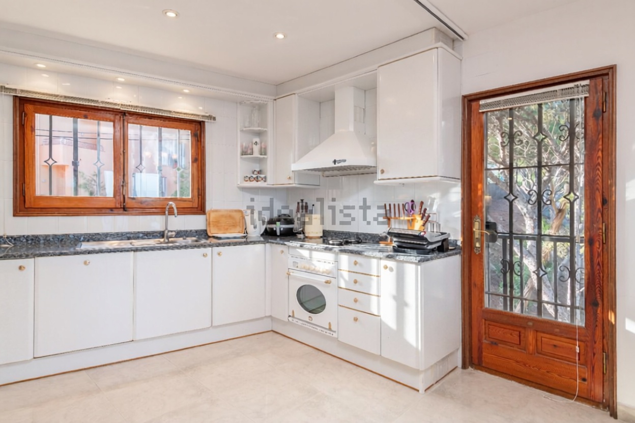 Chalet zum Verkauf mit direktem Strandzugang in Palafrugell — Küche