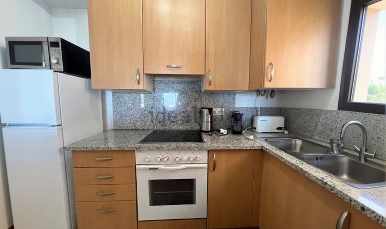 Apartamento à venda pé na areia em Empuriabrava — Cozinha