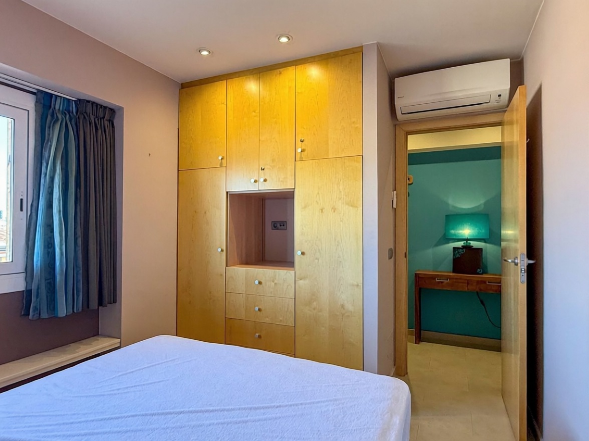 Appartement à vendre pieds dans l'eau à Palamós — Chambre