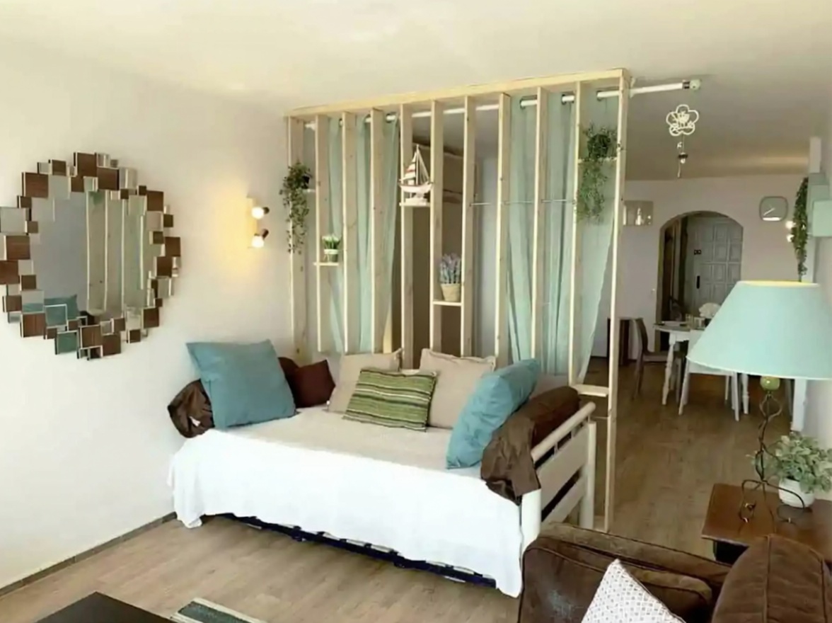 Appartement à vendre pieds dans l'eau à Empuriabrava — Séjour