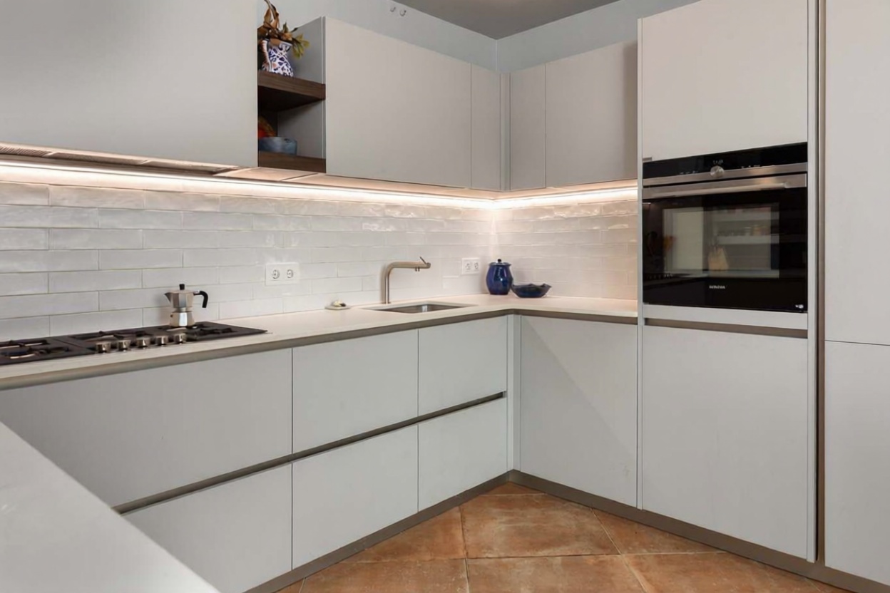Chalet à vendre avec accès direct à la plage à Lloret de Mar — Cuisine