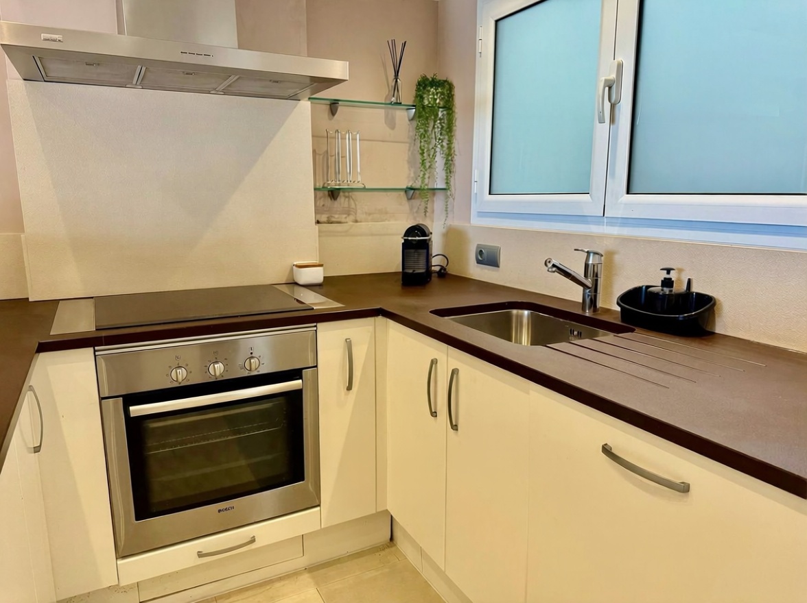 Appartement à vendre pieds dans l'eau à Palamós — Cuisine