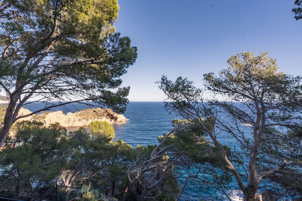 Appartement à vendre pieds dans l'eau à Palafrugell — Vue mer