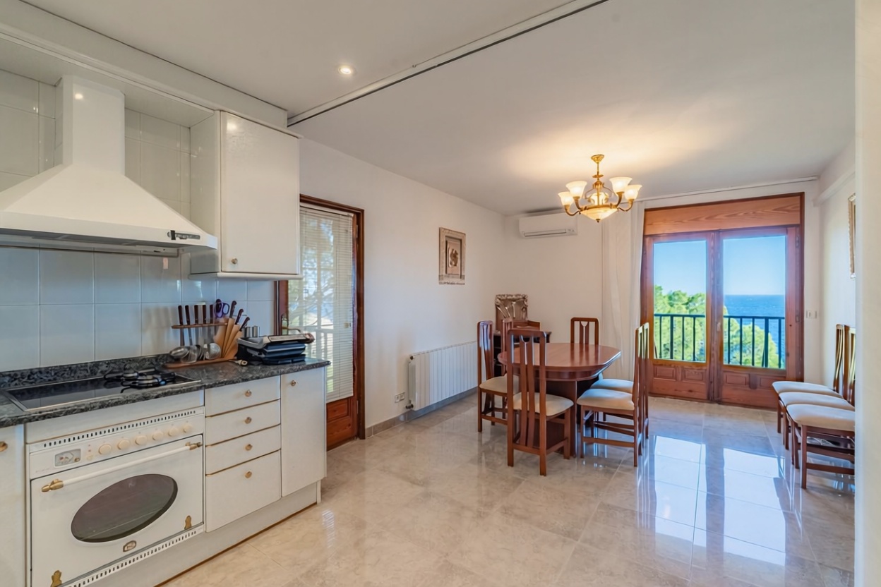 Appartement à vendre pieds dans l'eau à Palafrugell — Cuisine