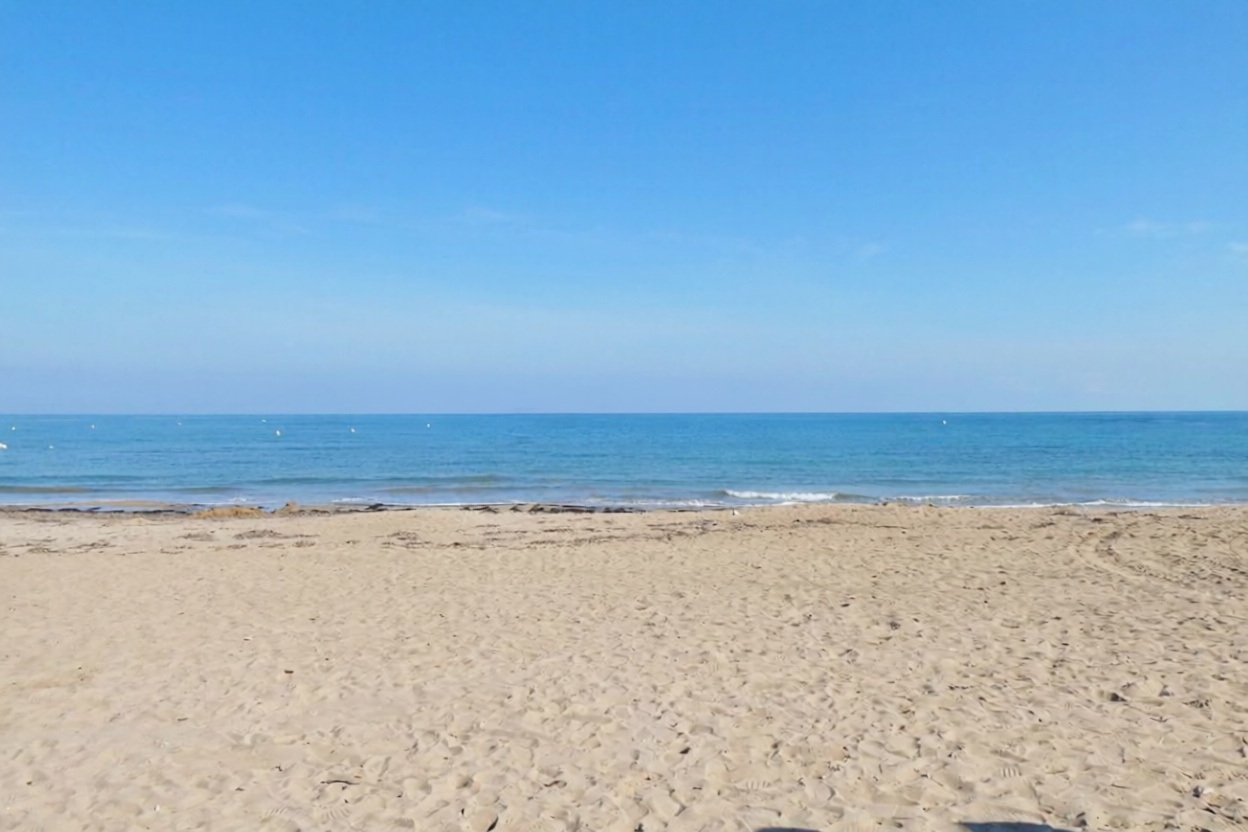 Piso en venta en primera línea de playa en Dénia — Vista mar