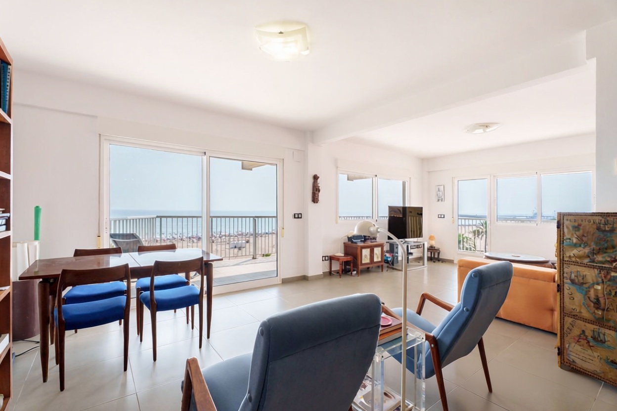 Appartement à vendre pieds dans l'eau à Gandia — Séjour