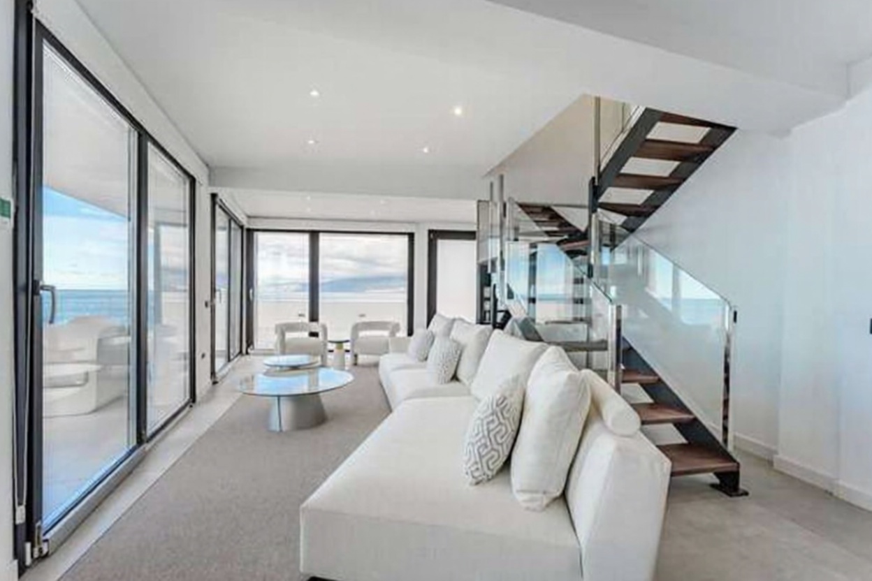 Chalet à vendre avec accès direct à la plage à Tenerife — Séjour