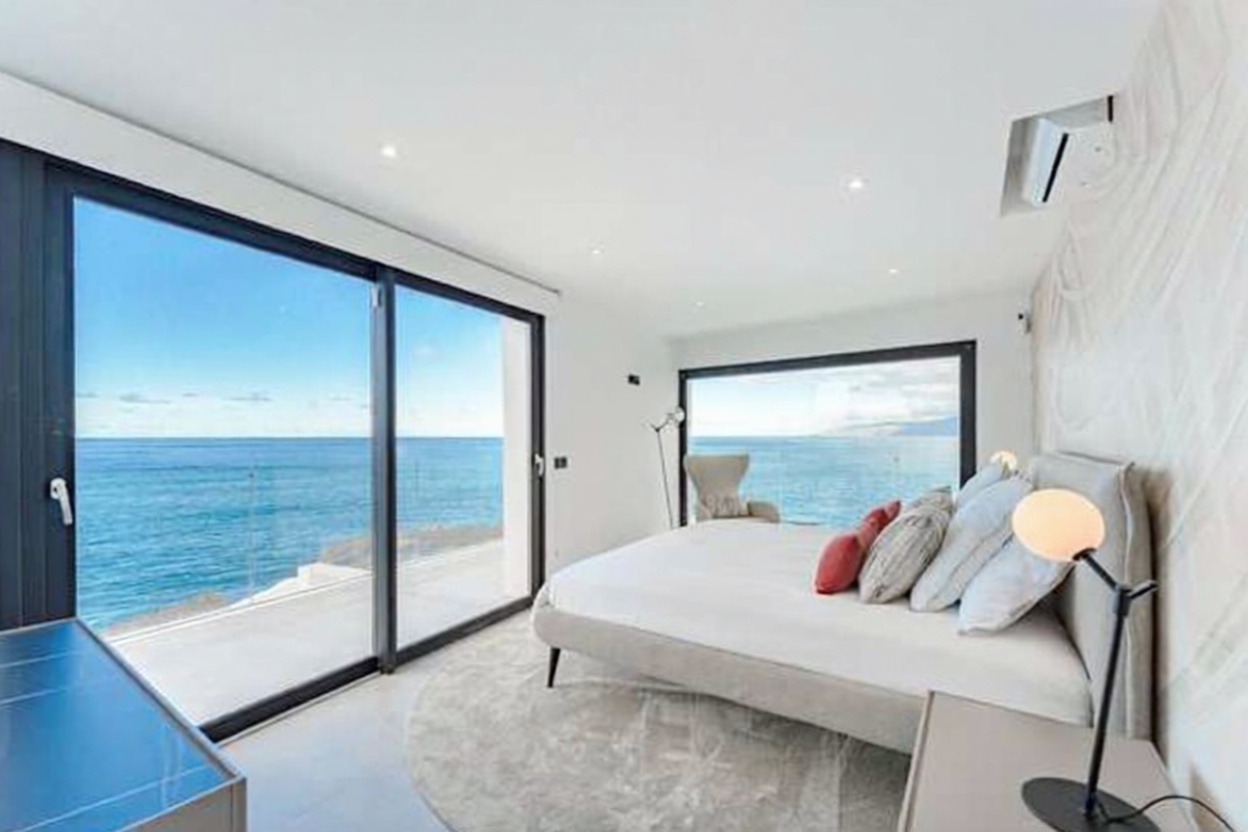 Chalet à vendre avec accès direct à la plage à Tenerife — Chambre