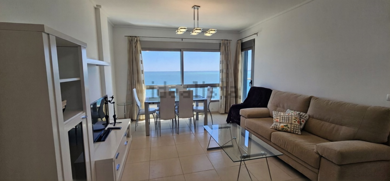 Appartement en première ligne de plage à La Manga del Mar Menor — Séjour