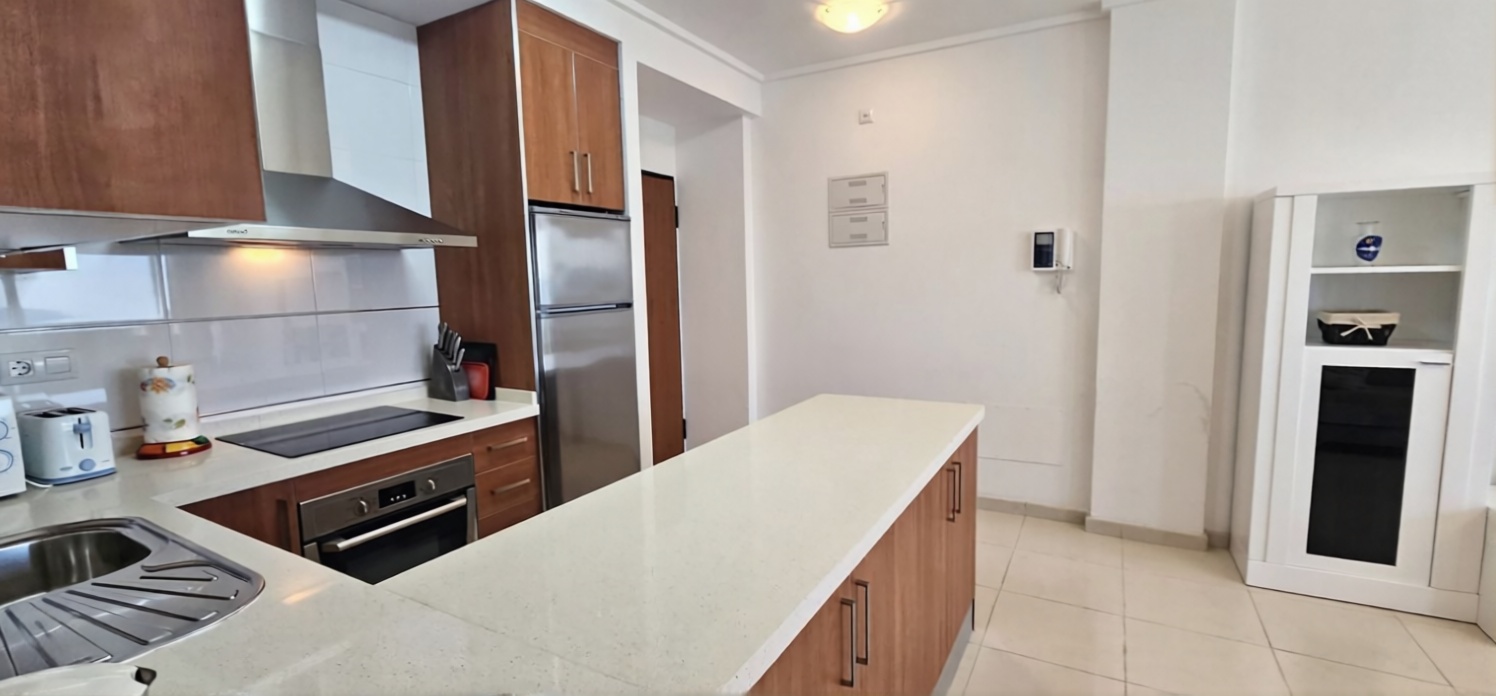 Appartement en première ligne de plage à La Manga del Mar Menor — Cuisine