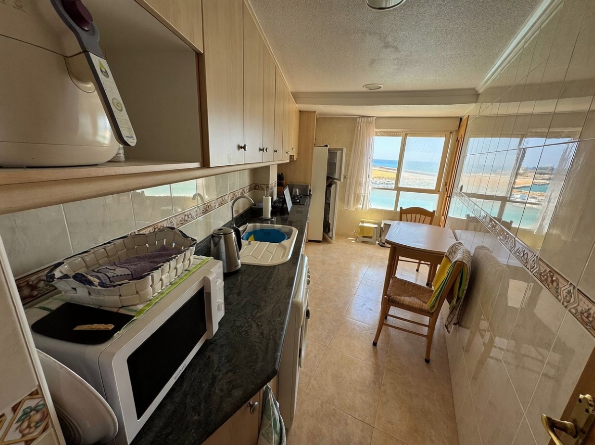 Appartement à vendre pieds dans l'eau à Torrevieja — Chambre