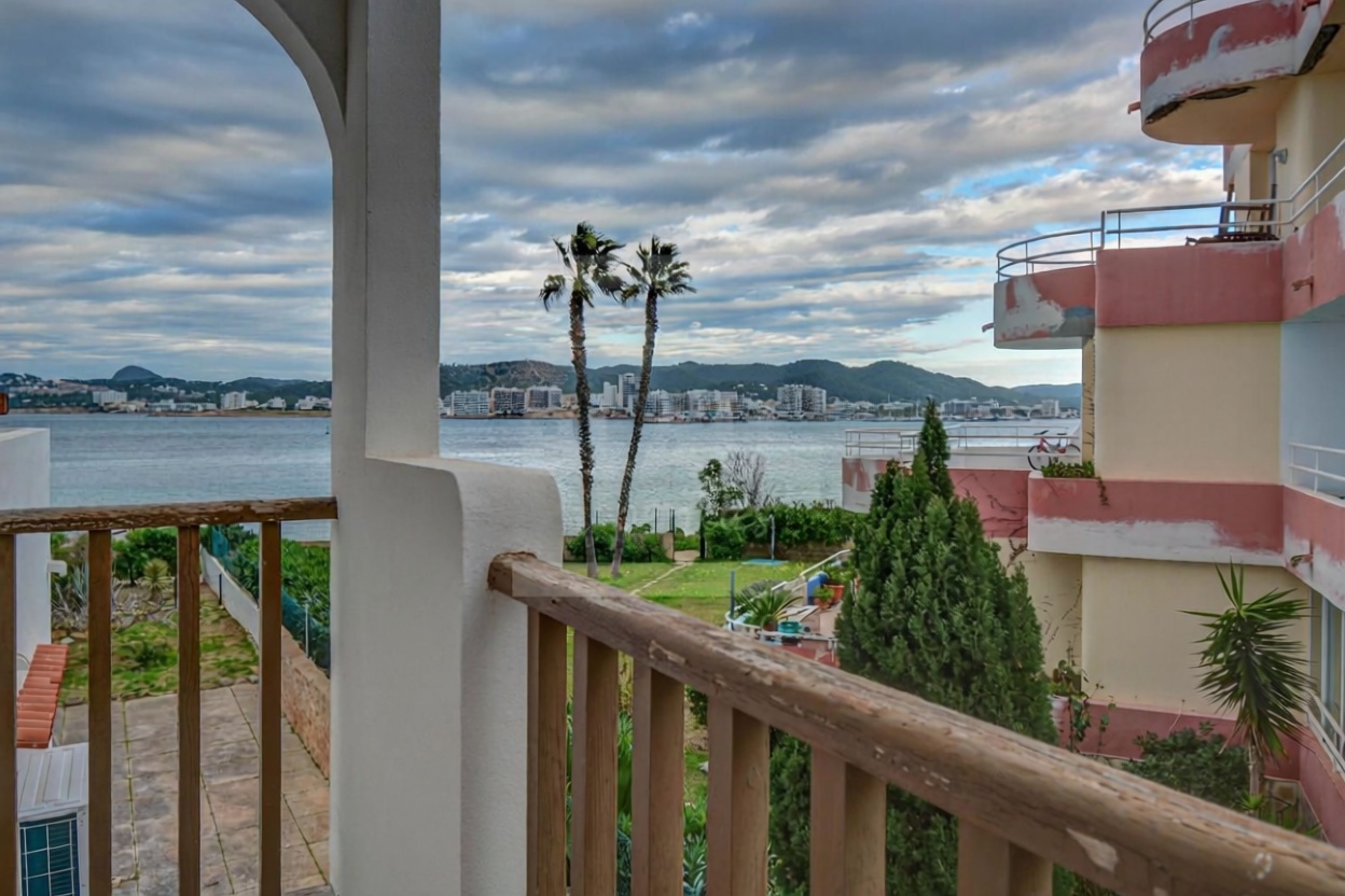 Apartamento à venda pé na areia em Sant Josep de sa Talaia — Terraço mar