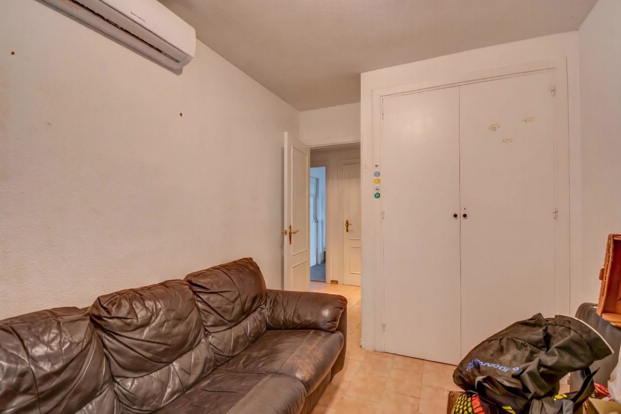 Apartamento à venda pé na areia em Sant Josep de sa Talaia — Sala