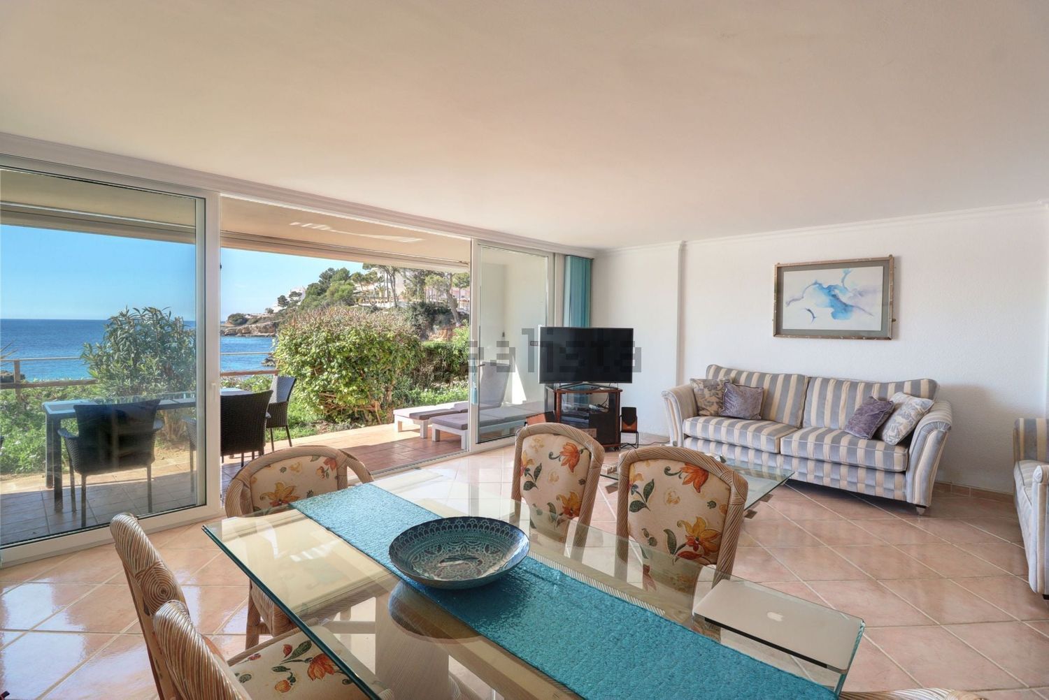 Apartamento à venda pé na areia em Calvià — Terraço mar