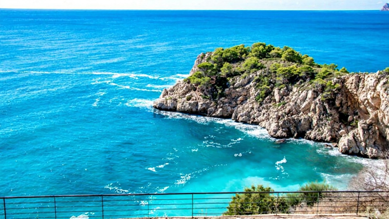 Apartamento à venda pé na areia em Altea