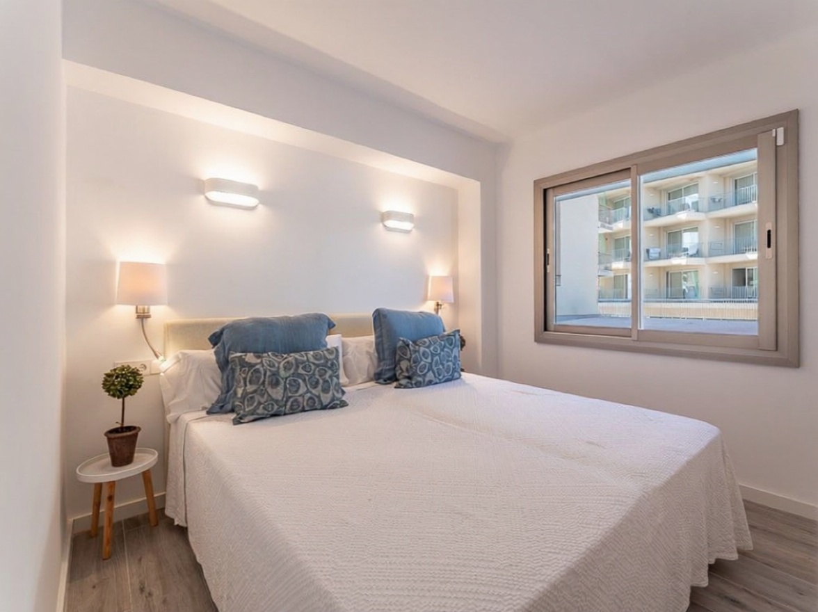 Apartamento à venda pé na areia em Palma de Mallorca — Quarto