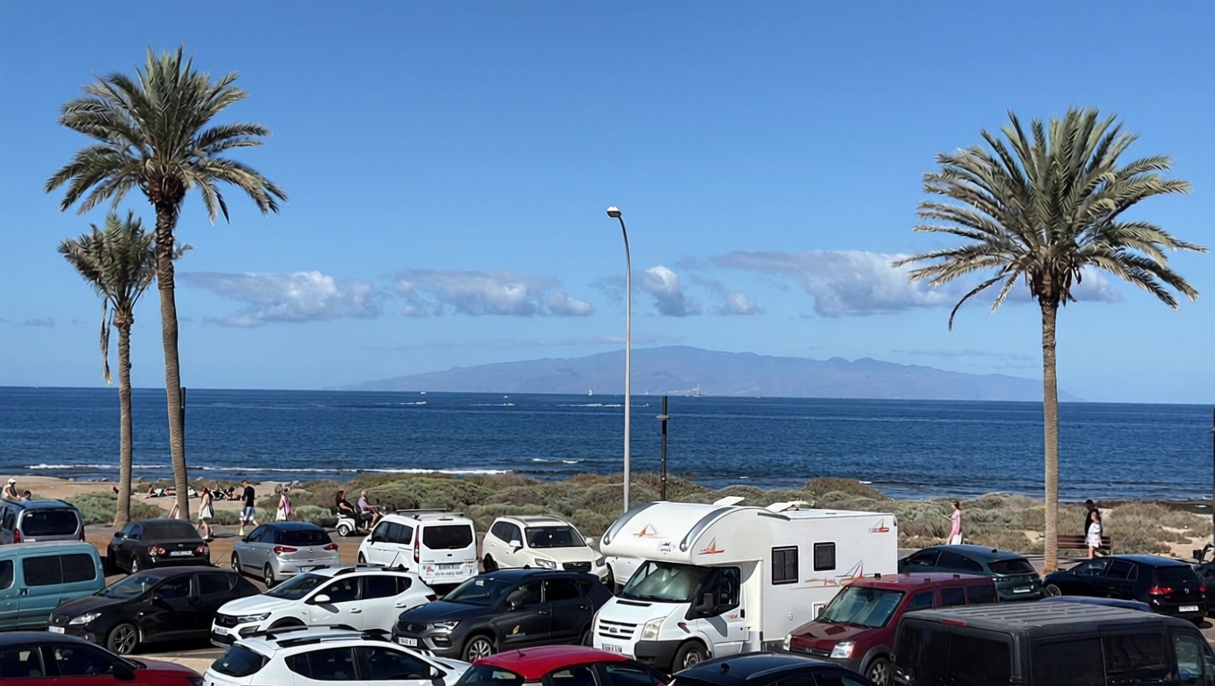 Chalet zum Verkauf mit direktem Strandzugang in Playa las Américas — Schlafzimmer