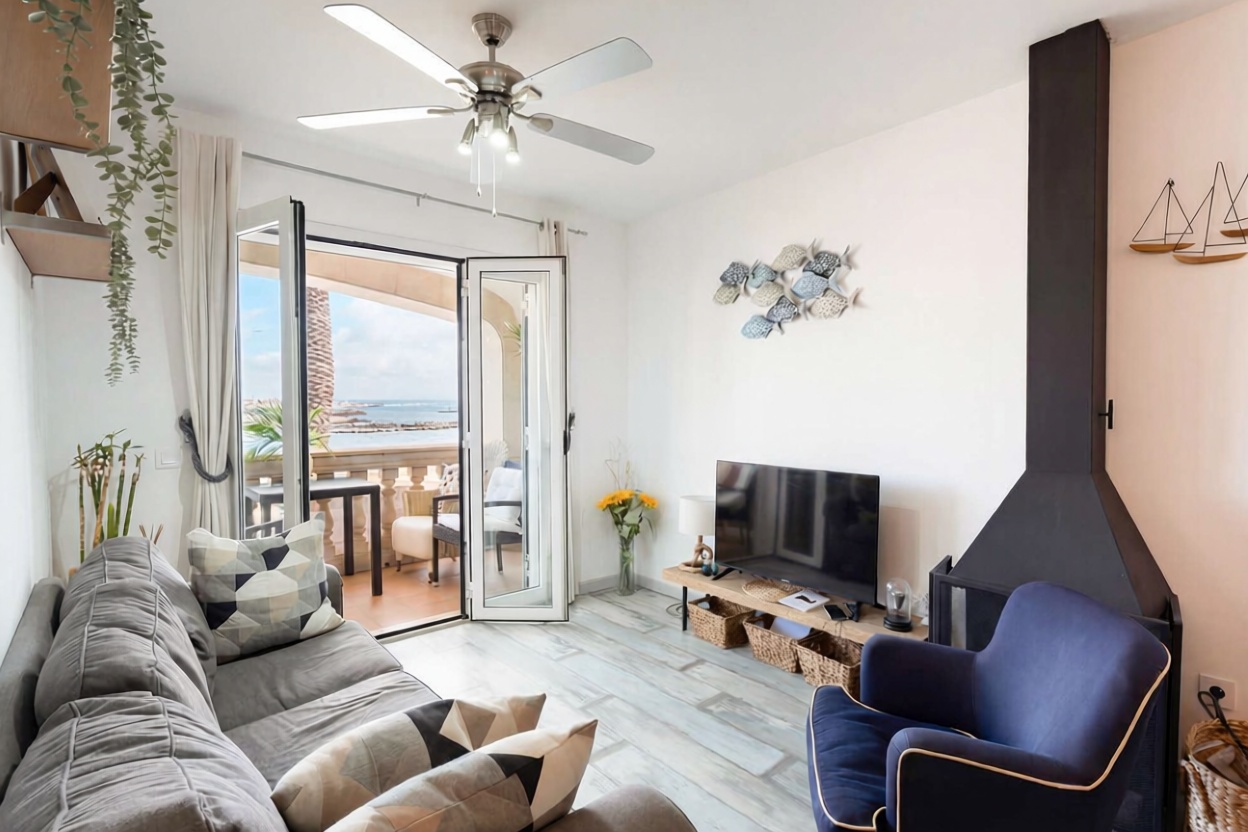 Appartement à vendre pieds dans l'eau à Palma de Mallorca — Séjour