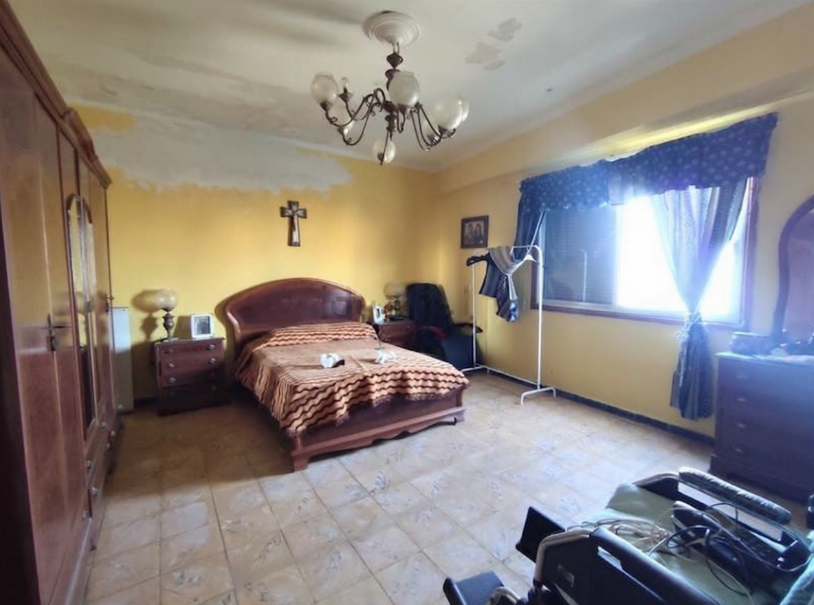 Chalet à vendre avec accès direct à la plage à Guia de Isora — Chambre