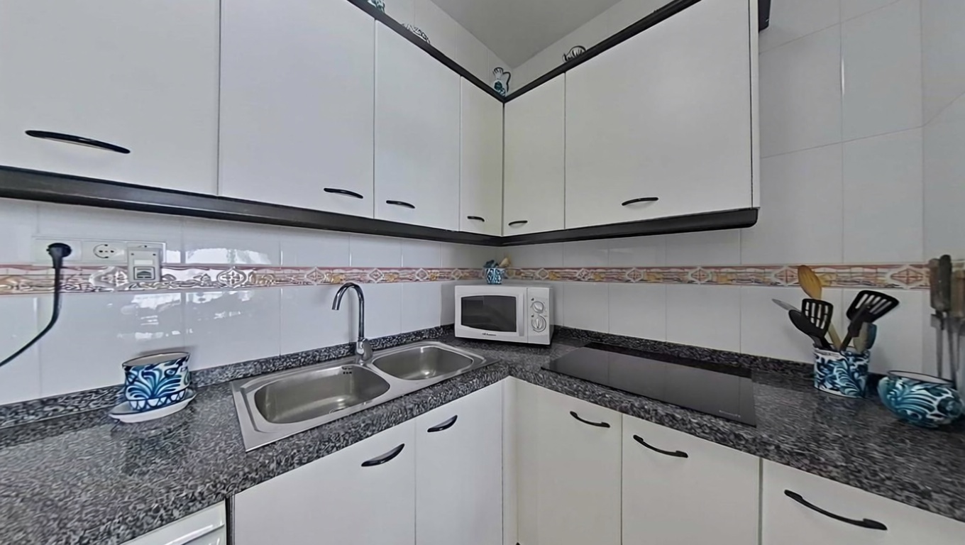 Appartement à vendre pieds dans l'eau à Fuengirola — Cuisine