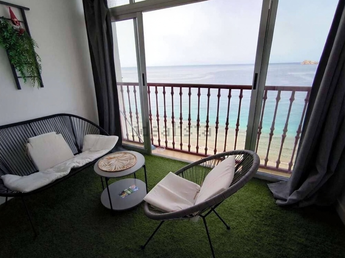 Studio for sale frontline beach in Benidorm